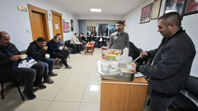 AK Parti Afyonkarahisar İl Başkanlığı tarafından yapılan açıklamada, cuma gününün