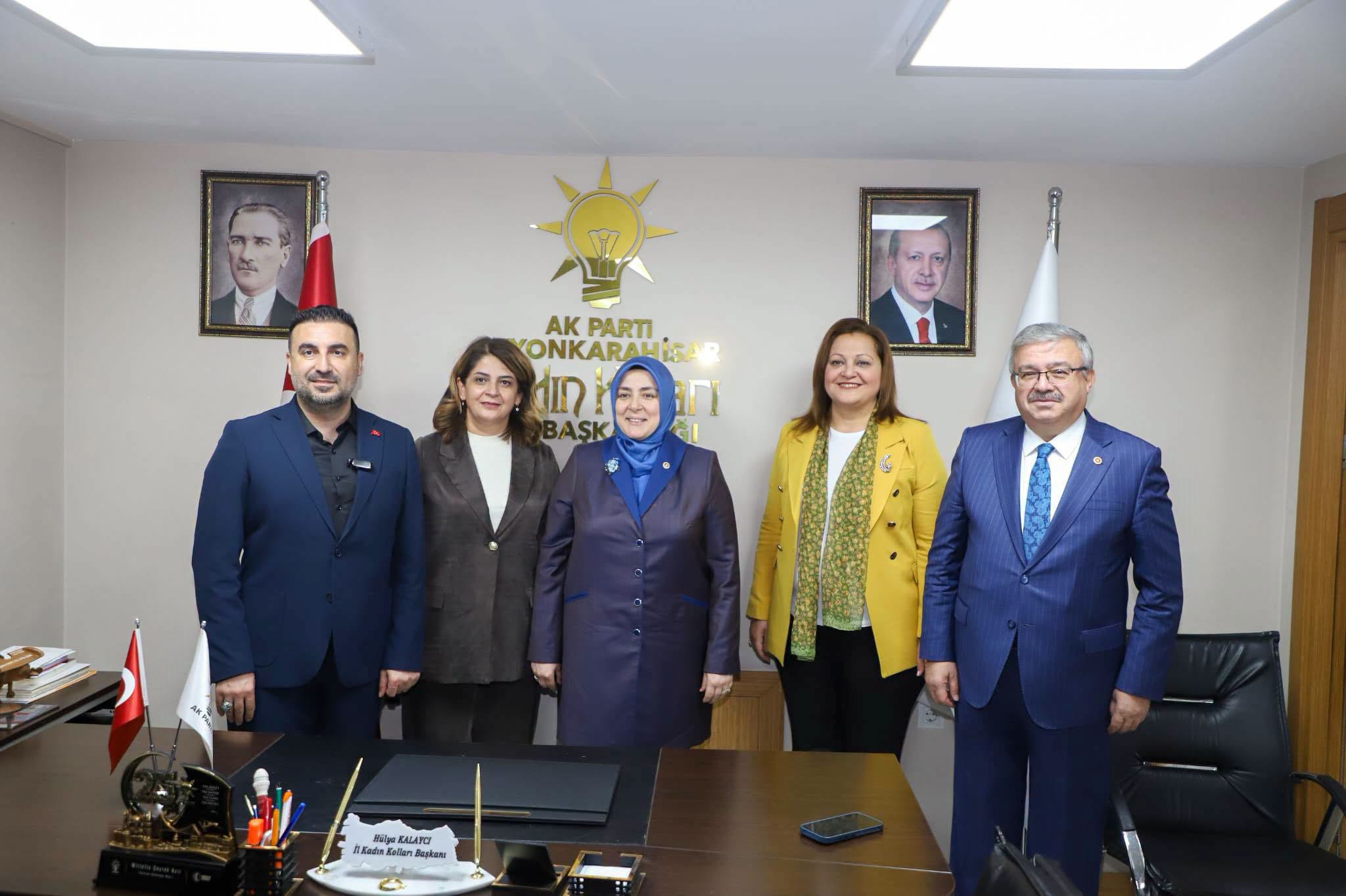 Tuğba Işık Ercan, AK Parti teşkilatıyla buluştu