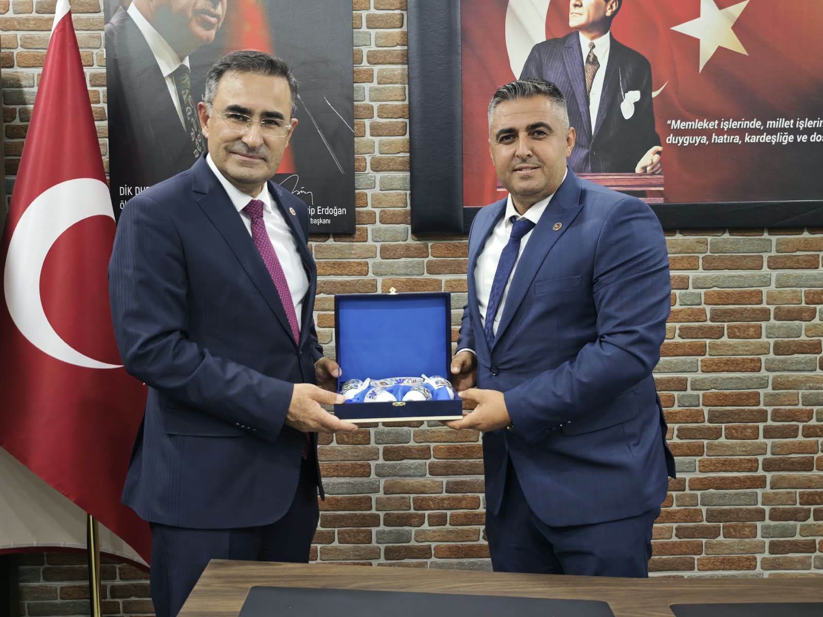 Hasan Arslan, Gediz’de vatandaşlarla bir araya geldi