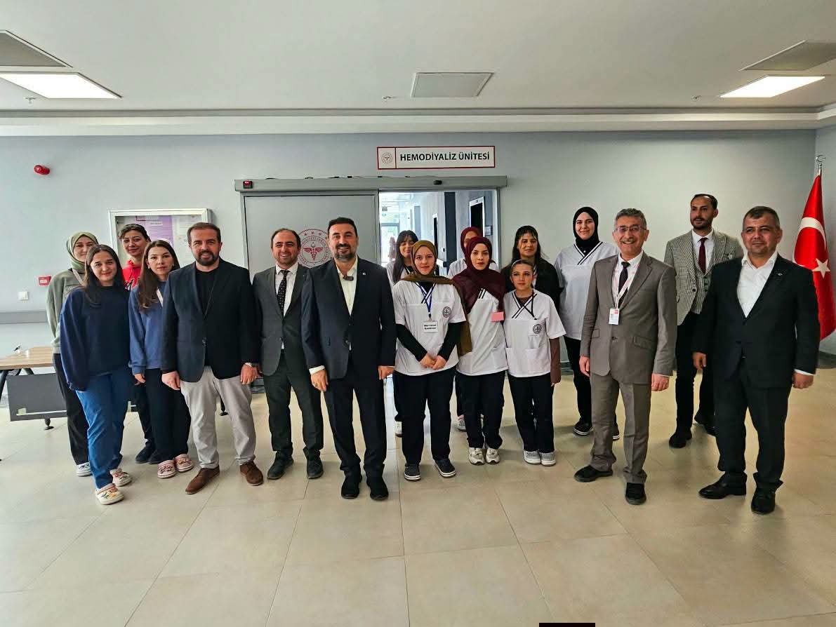 Kavak’tan Emirdağ Yeni Devlet Hastanesi’ne ziyaret
