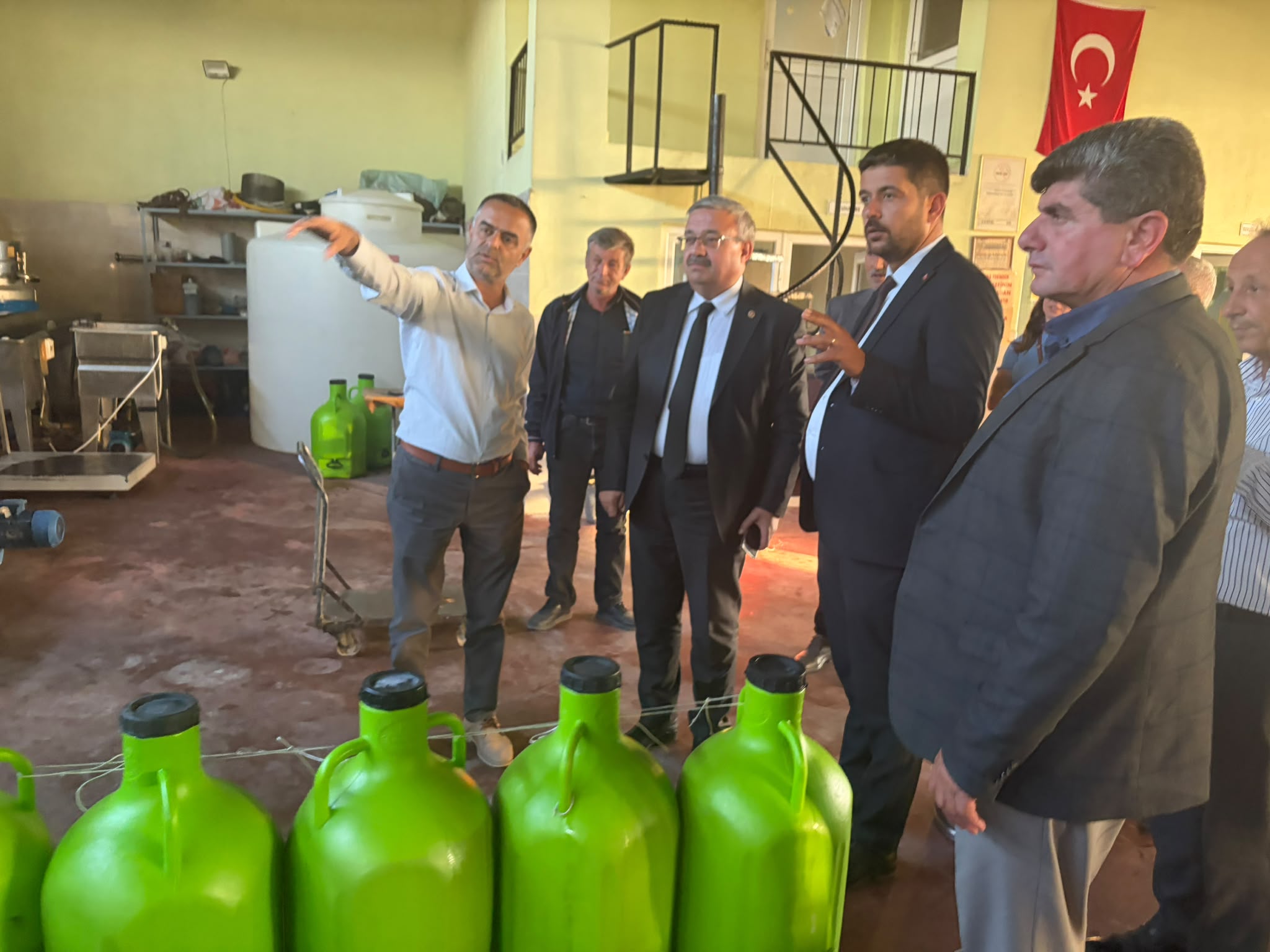 Yurdunuseven Manisa’da teşkilat, esnaf ve üreticilerle buluştu