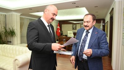 Orman ve Su İşleri eski Bakanı Prof. Dr. Veysel Eroğlu,