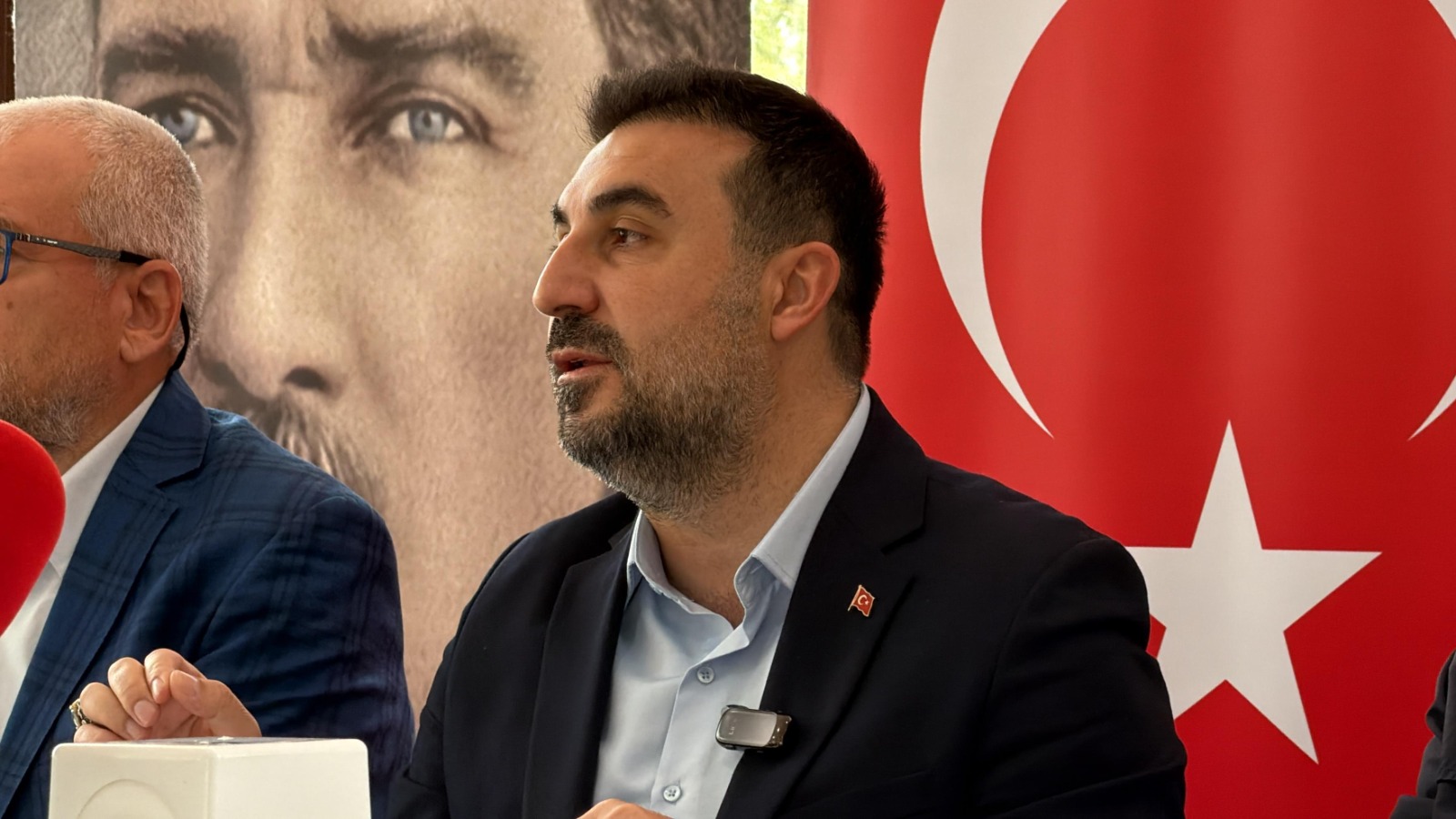 AK Parti’den basın buluşması