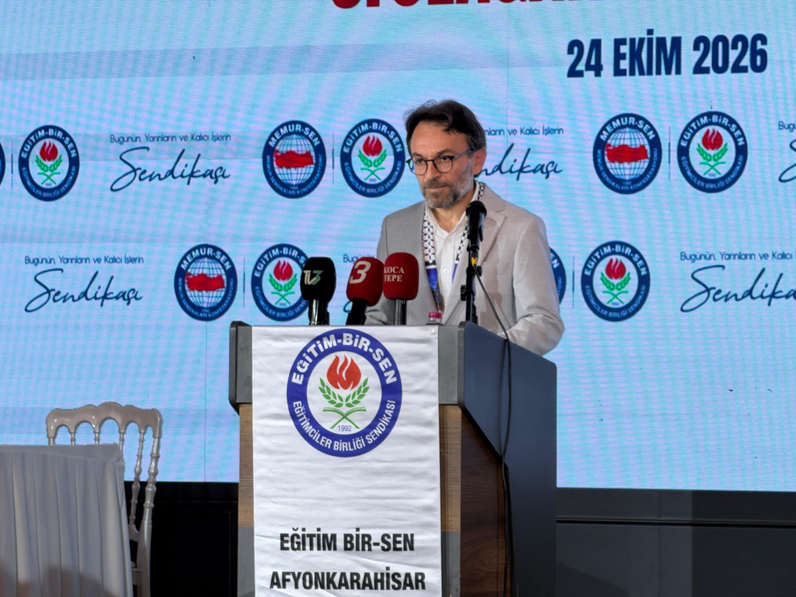 Eğitim-Bir-Sen’de Mustafa Arslan güven tazeledi