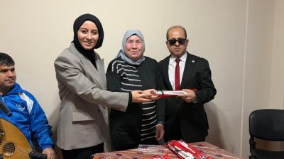AFYONKARAHİSAR (AA) – Afyonkarahisar'da görme engelli 60 kişiye beyaz baston