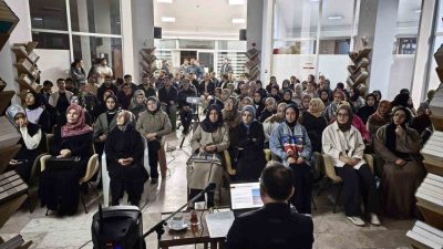 Afyonkarahisar İl Müftülüğü Diyanet Gençlik Merkezi tarafından düzenlenen “Dört Mâbed