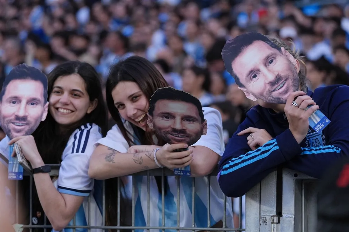 Arjantinli yıldız futbolcu Messi, milli takım kariyerini noktaladı