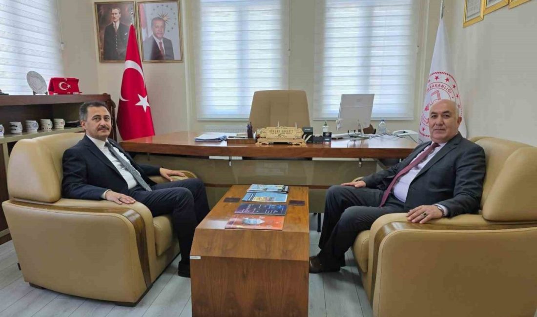 Afyonkarahisar’ın Emirdağ ve Bolvadin ilçelerinde eğitim kalitesinin arttırılması için bir