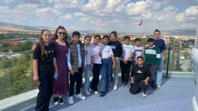Afyonkarahisar’ın Bolvadin ilçesinde hizmet veren Özdemir Bayraktar Horan Bilimevi ve