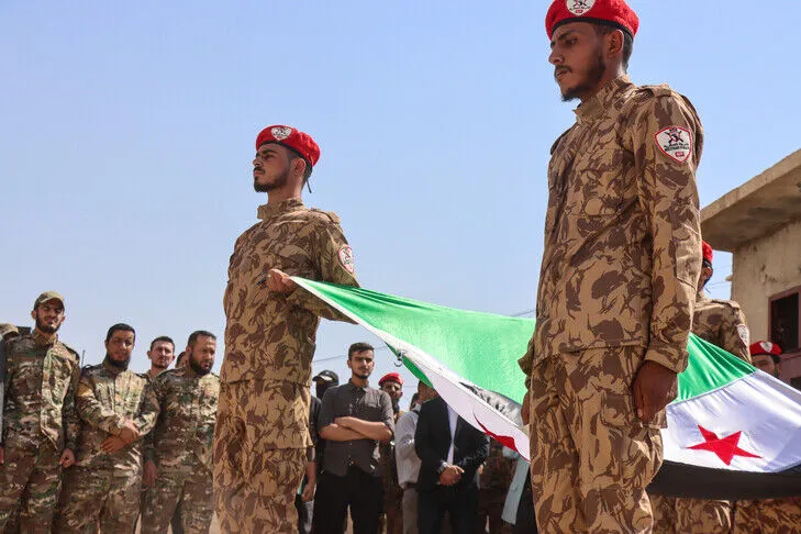Suriye’de Haseke’de düzenlenen mitingde Suriye Demokratik Güçleri’nin (SDF) daha hızlı entegrasyonu ve devletin daha güçlü varlığı talep edildi.