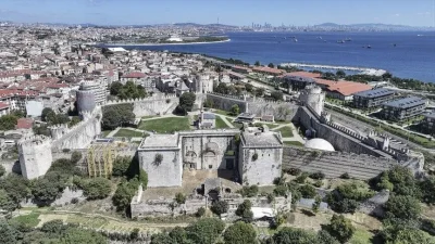 Anadolu Ajansının (AA) “Şehrin Tarihine Açılan Kapılar” başlıklı dosya haberinin