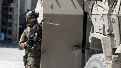 Ramallah yakınlarındaki Deyr Meşal köyündeki çiftçiler, Filistin topraklarını gasbeden İsraillilerin