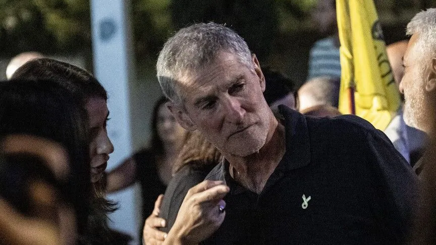 İsrail devlet televizyonu KAN’a açıklamalarda bulunan Golan, tüm oylar sayıldıktan