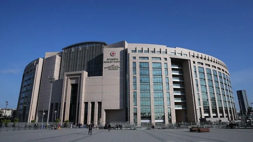 “Hakemler dosyası” soruşturmasında gözaltına alınan 5 zanlı tutuklandı