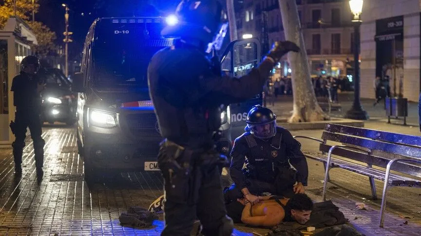 İspanyol basınına bilgi veren Katalonya yerel polisi (Mossos d’Esquadra) kaynakları,