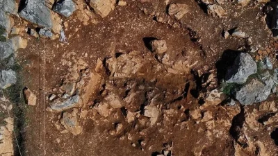 Kültür ve Turizm Bakanlığının izniyle 2021’de başlatılan antik tiyatro kazısı,