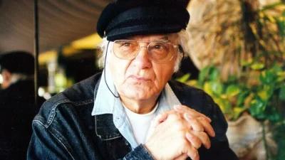 Şair, romancı, düşünür, gazeteci, senarist ve eleştirmen kimliğiyle Türk edebiyatında