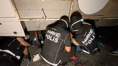 İstanbul Narkotik Suçlarla Mücadele Şube Müdürlüğü ekiplerince, “uyuşturucu veya uyarıcı