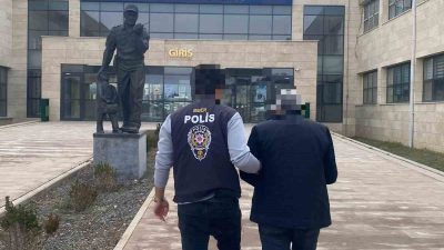 Afyonkarahisar merkezli Bursa’da düzenlenen eş zamanlı operasyonda, bir vatandaşı yatırım